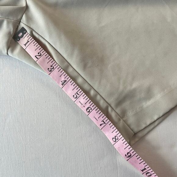 Dockers & Izod men’s khaki golf shorts size 38 - Picture 5 of 9